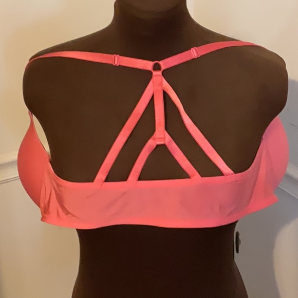 Like new ’s Secret bra size 36C - Picture 2 of 2